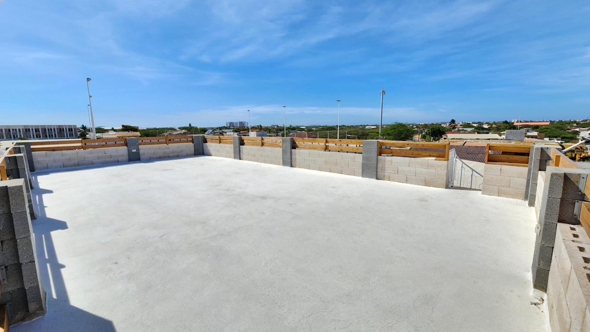 Ocean Breeze Apartments In Aruba Oranjestad Luaran gambar